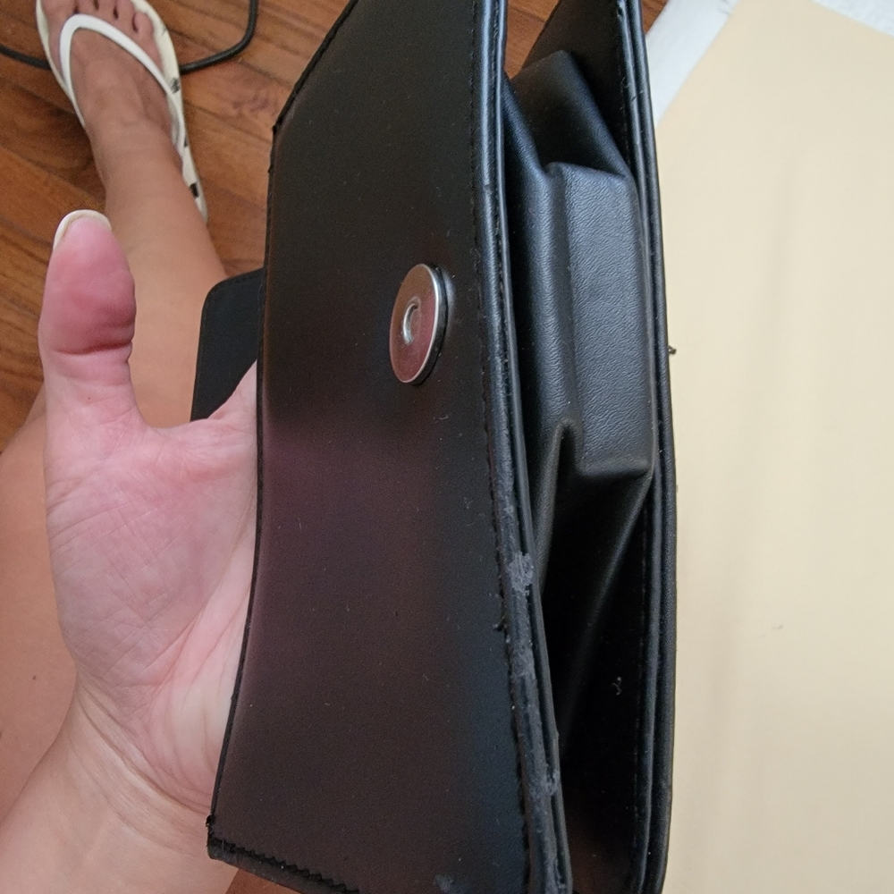 Handbag - Picture 5 of 7
